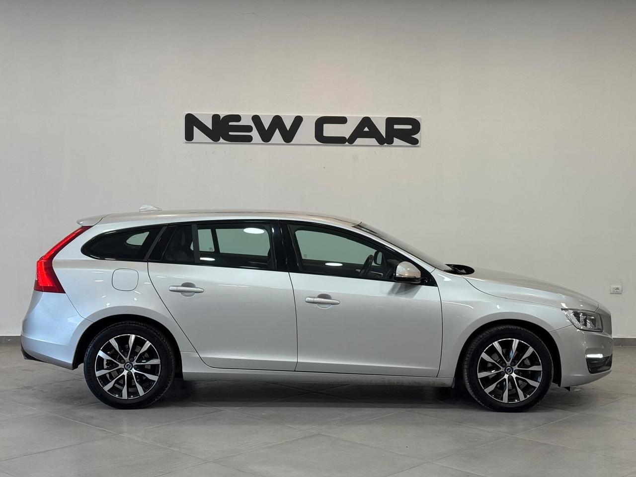 Volvo V60 D2 Geartronic Dynamic Edition