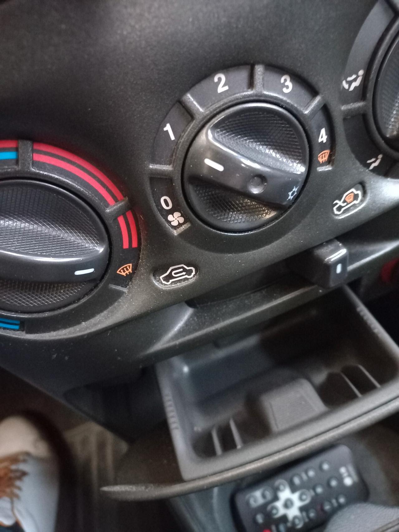 Fiat Punto 1.2i cat 3 porte ELX