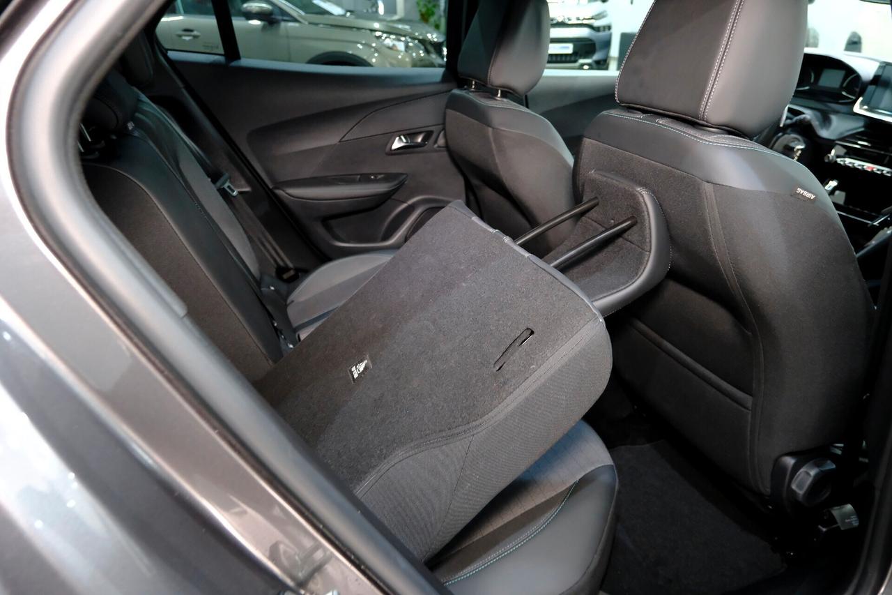 *PEUGEOT 2008 1200T 130cv EAT8 ALLURE* - Automatica