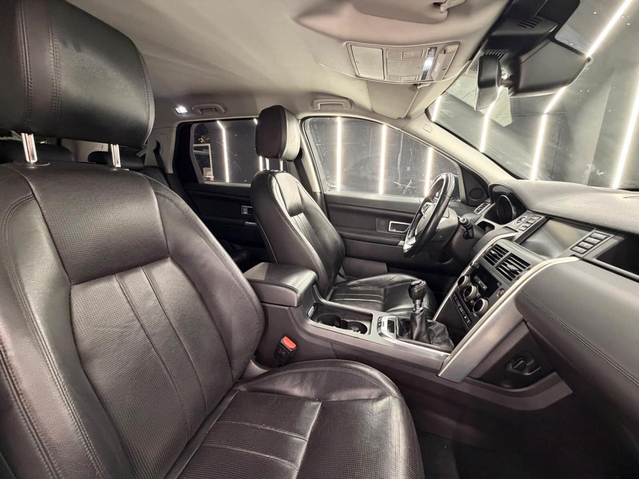 Land Rover Discovery Sport HSE LUXURI-2.0 TDI 150CV 4X4-KM CERTIFICATI-12 MESI GARANZIA-PERMUTE