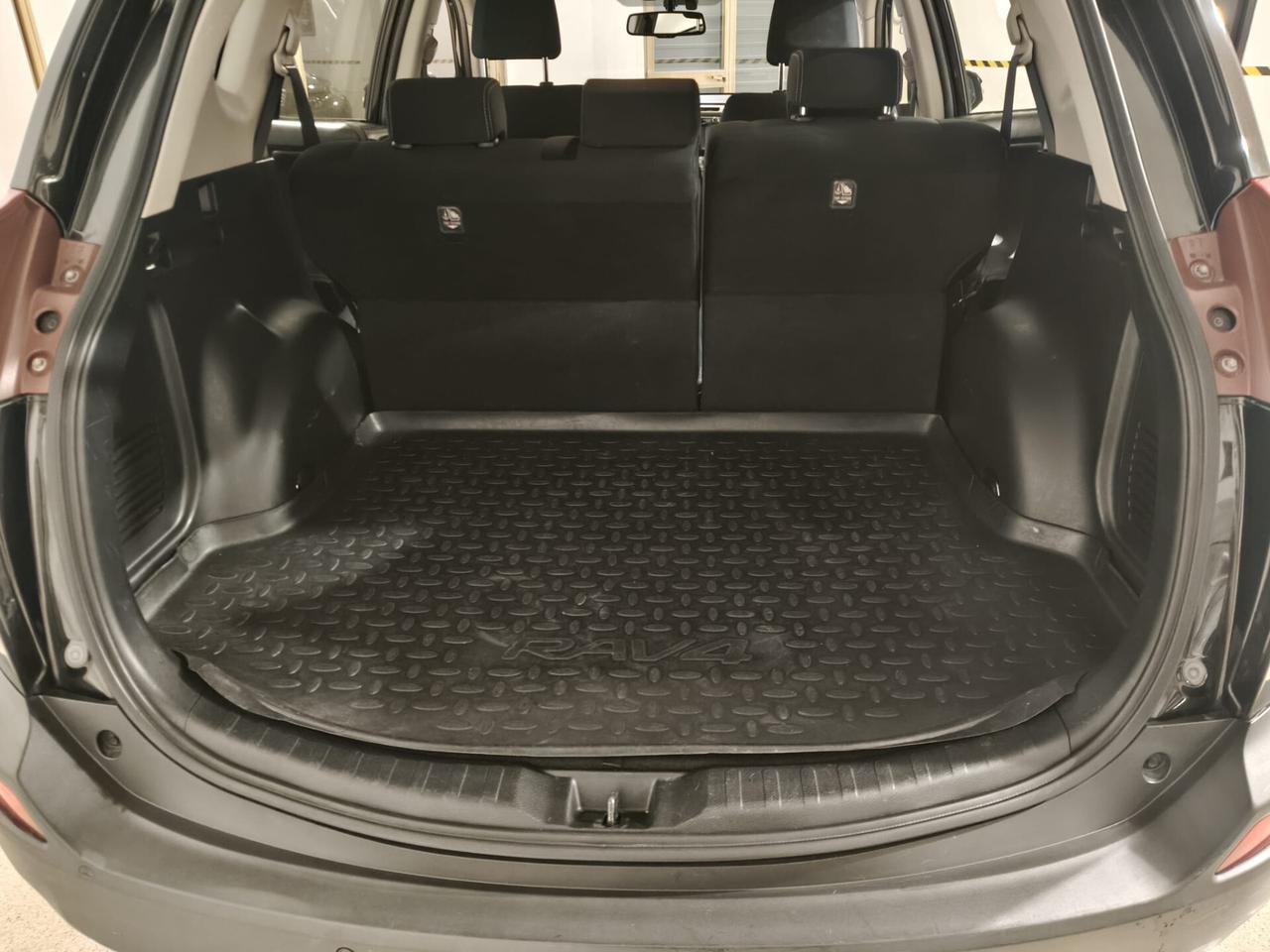 Toyota RAV 4 2.0 D-4D 2WD Active 125cv