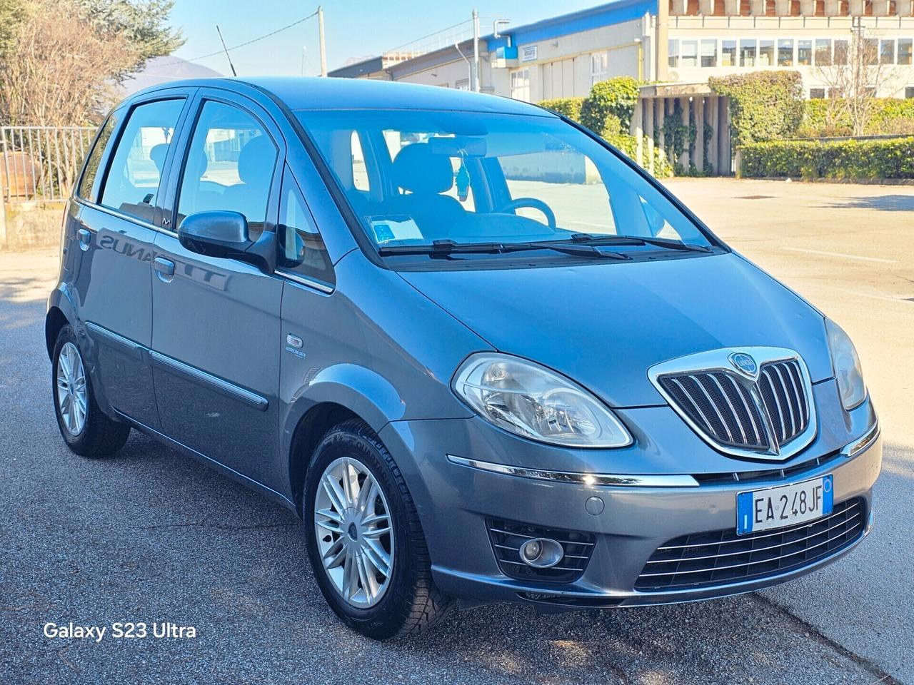 Lancia MUSA 1.2 DIESEL OK PER NEOPATENTI ANNO 2010