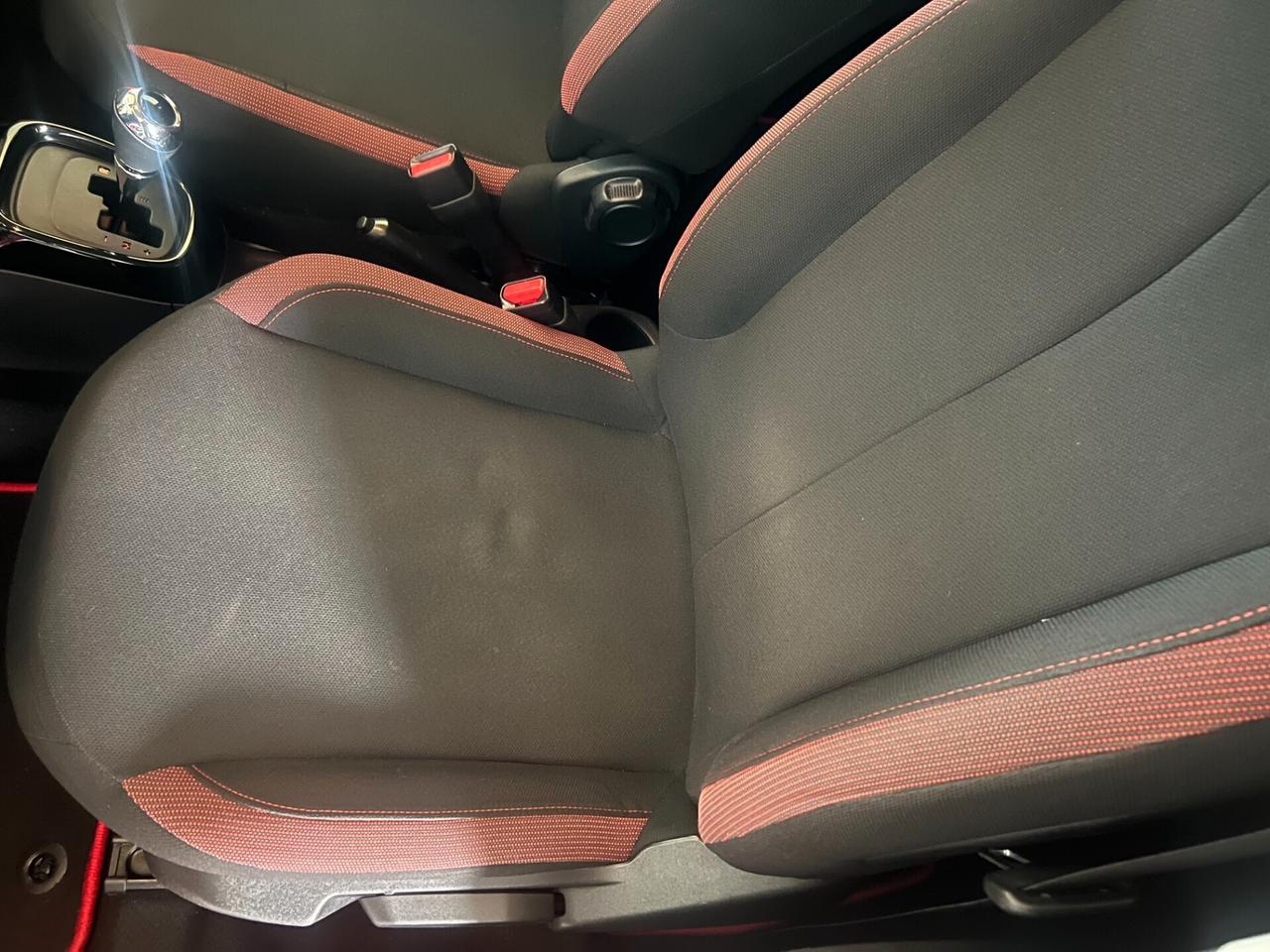 Toyota Aygo 1.0 VVT-i 69 CV 5 porte AUTOMATICA OK NEOPATENTASI SOLO 43.927 KM