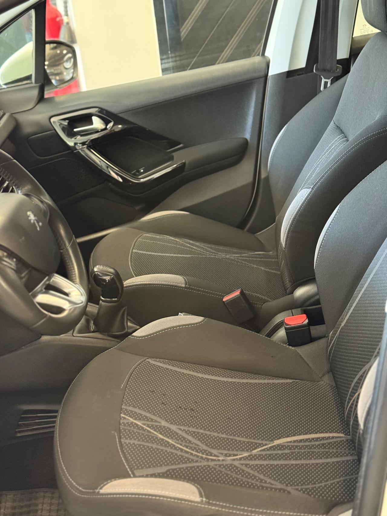 Peugeot 208 1.4 VTi 95 CV 5p. GPL Allure