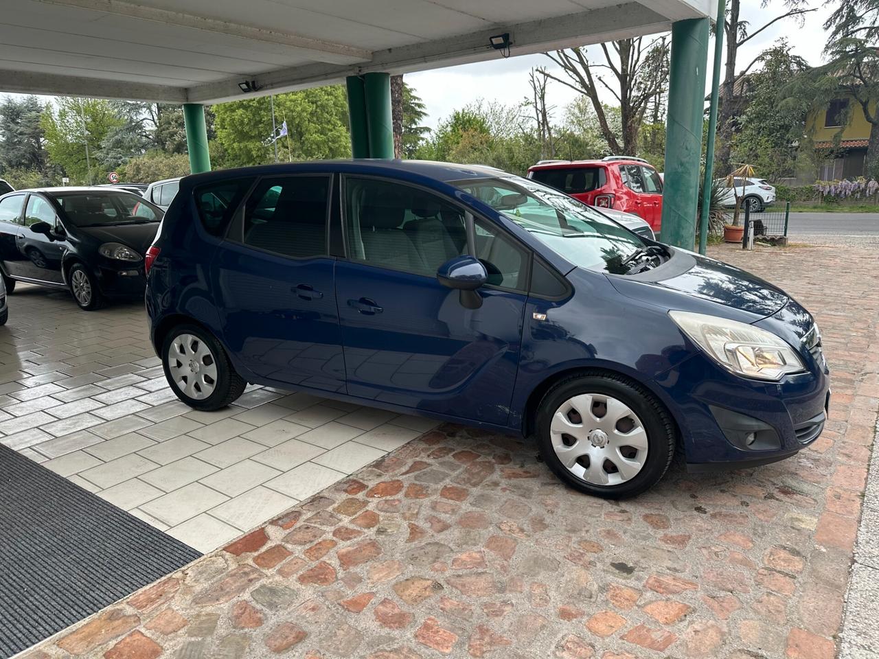 Opel Meriva 1.7 CDTI 110CV (12 RATE)