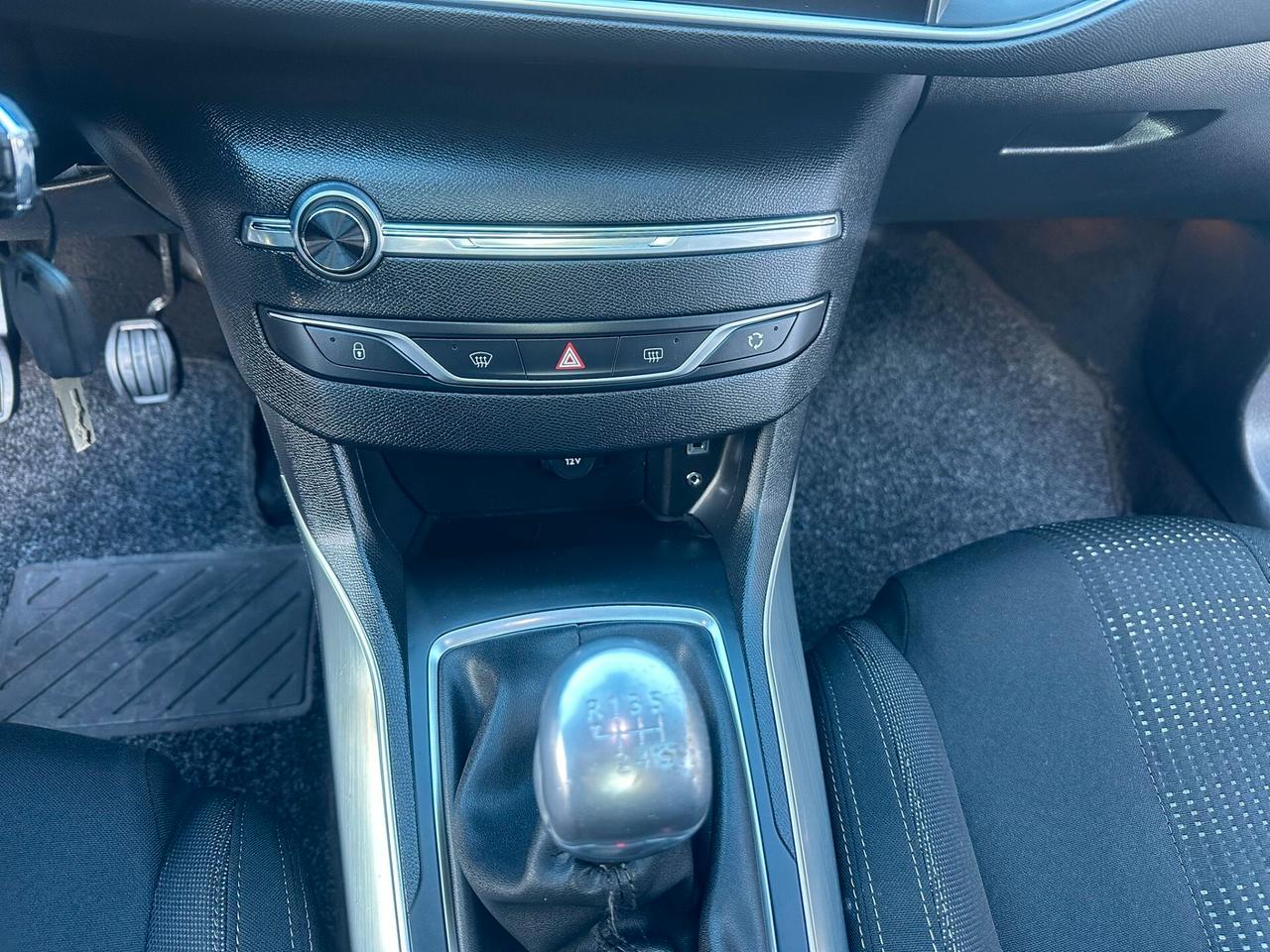 Peugeot 308 BlueHDi 120 S&S EAT6 GT Line