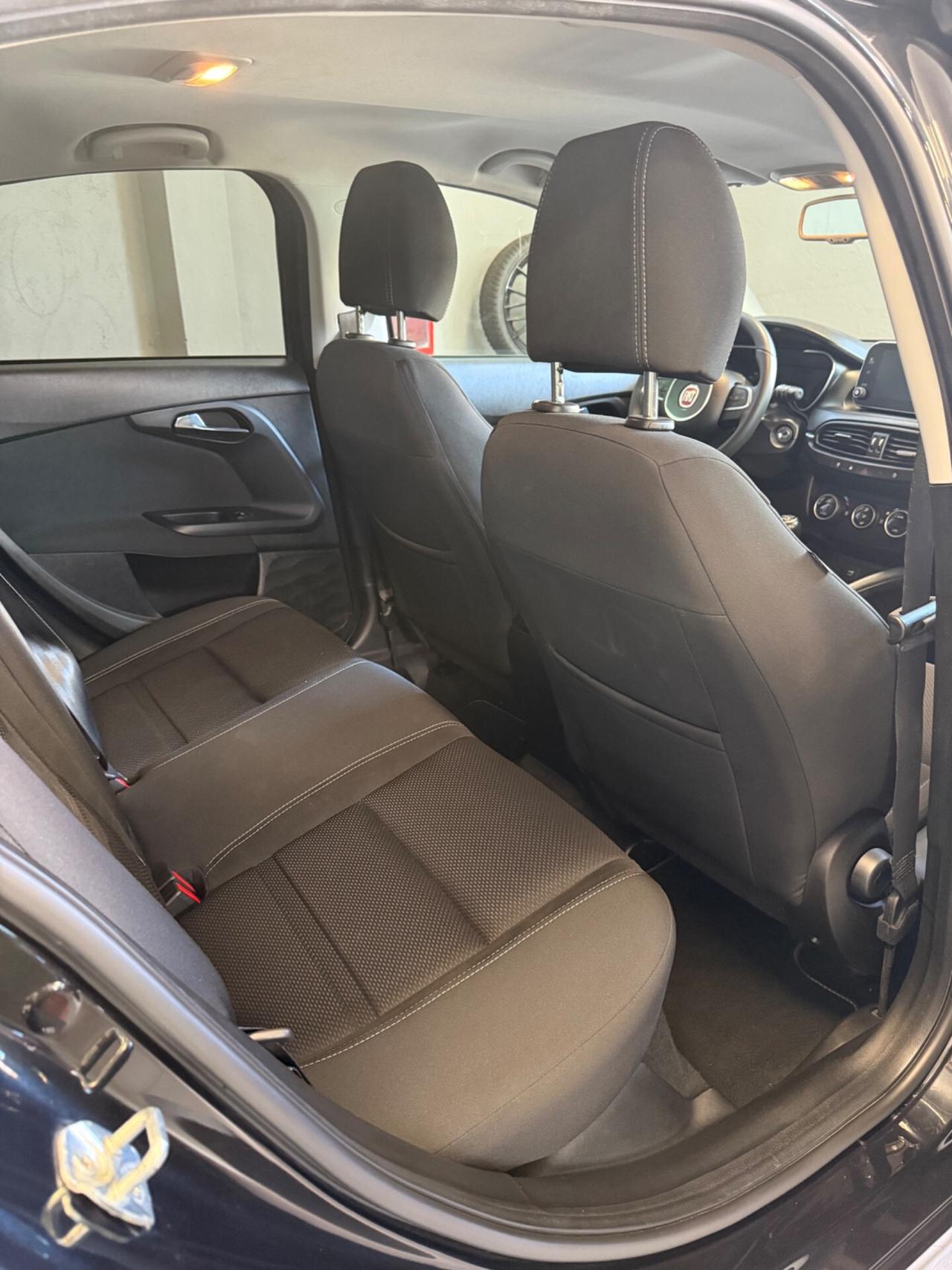 Fiat Tipo 1.6 Mjt S&S 5 porte Lounge