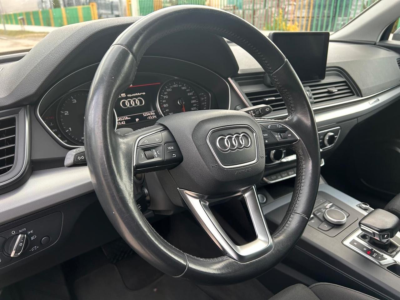 Audi Q5 40 2.0 Tdi Business Quattro 190 cv S-Tronic