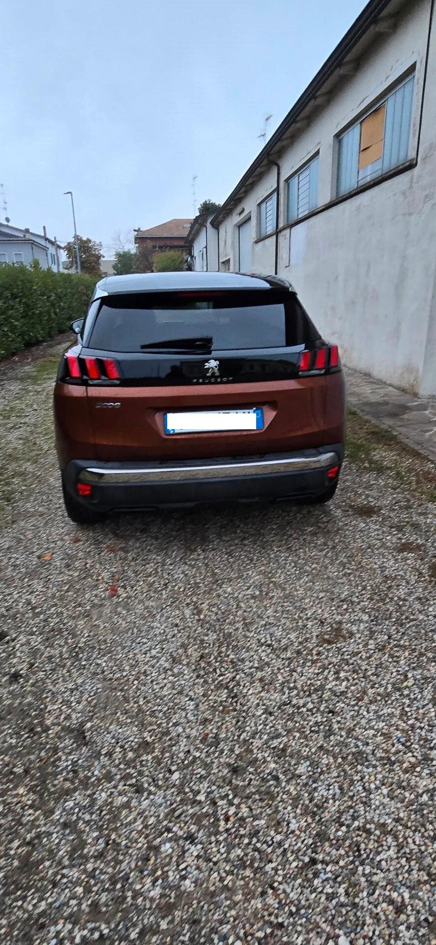Peugeot 3008 BlueHDi 130 S&S EAT8 Allure ok neo patentati