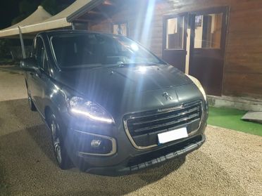 Peugeot 3008 1.6 HDi 115CV Business