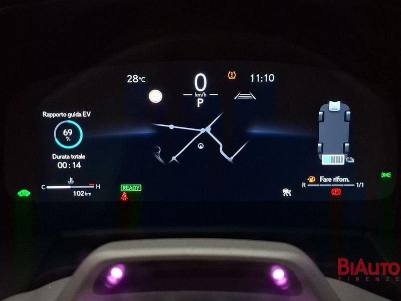 Lexus LM LM 2.5 hybrid Luxury 206cv 7p.ti auto 4WD