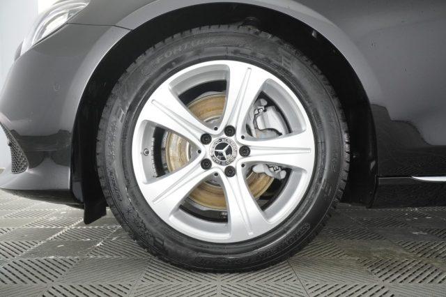 MERCEDES-BENZ CLA sse E E 220d S.W. 4Matic Auto Business Sport