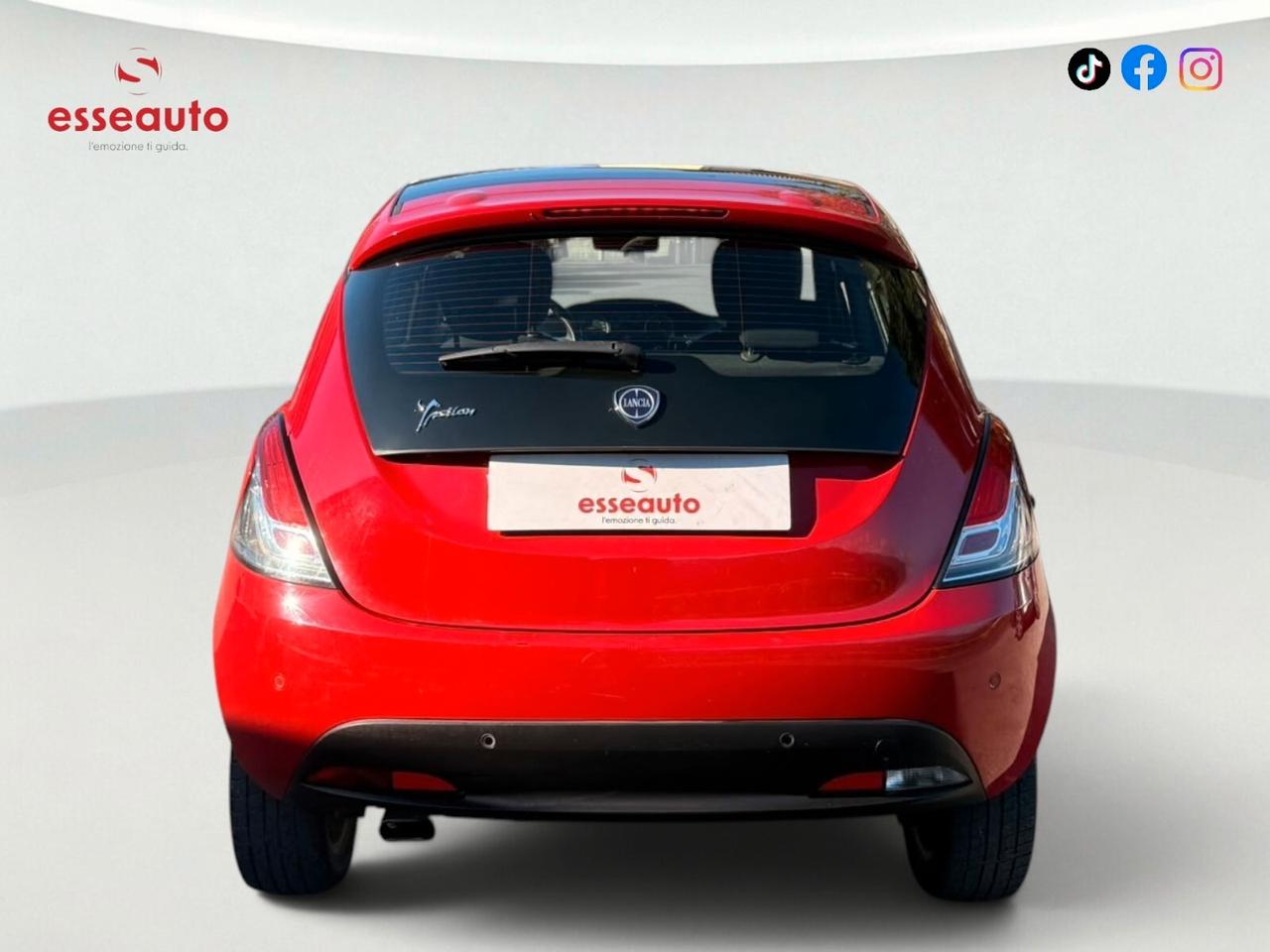 Lancia Ypsilon 1.2 69 CV 5 porte Gold