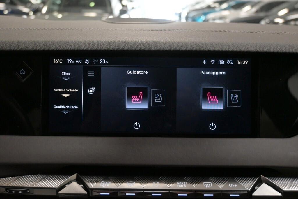 DS 4 1.5 BLUEHDI 130CV AUT. OPERA ( TETTO PANORAMICO APR. - PELLE - ADAPTIVE CRUISE - AMBIENT LIGHTS - FARI LED - PDC - COCKPIT - NAVI - MIRROR - TELECAMERA 360 - HEAD UP DISPLAY )