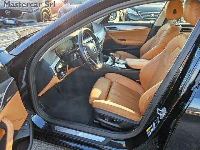 BMW 530 Serie 5 G30 Berlina LCI 530e Business auto - GM283