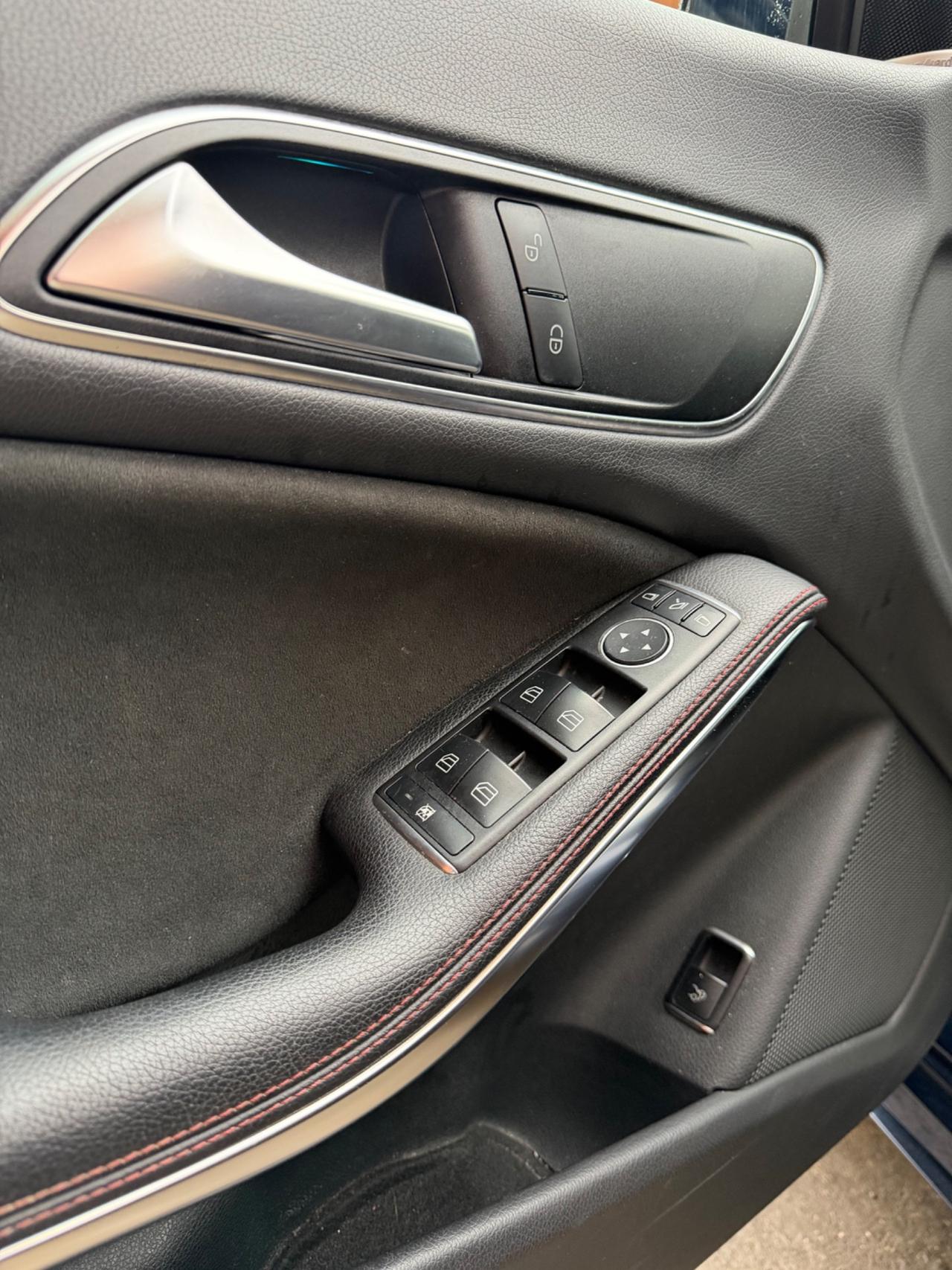 Mercedes-benz CLA 220 d 4Matic Automatic Premium