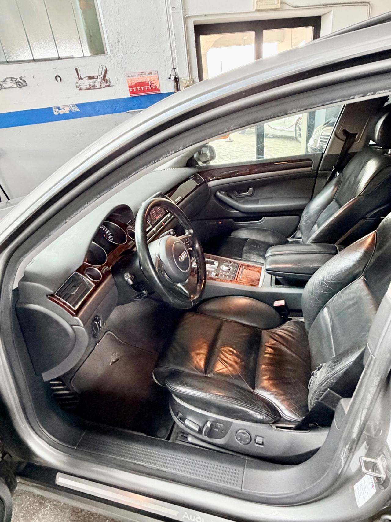 Audi A8 4.2 V8 TDI F.AP. quattro tiptronic