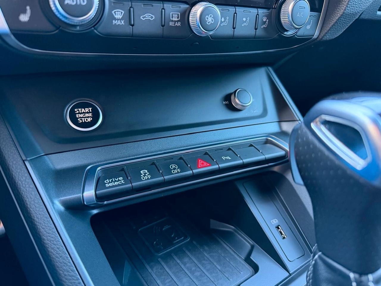 Audi Q3 35 TDI Quattro S-Line 20" Kamera