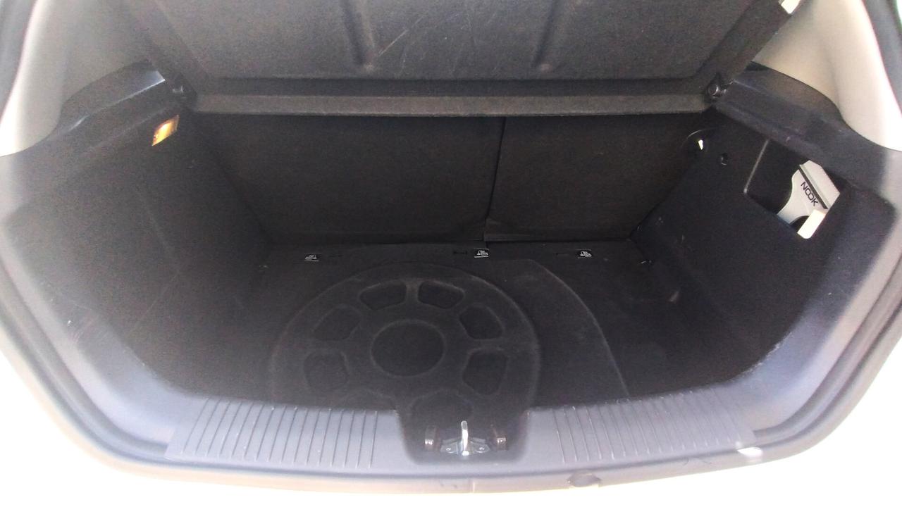 Kia Rio 1.1 CRDi 5p. Active NEOPATENTATI