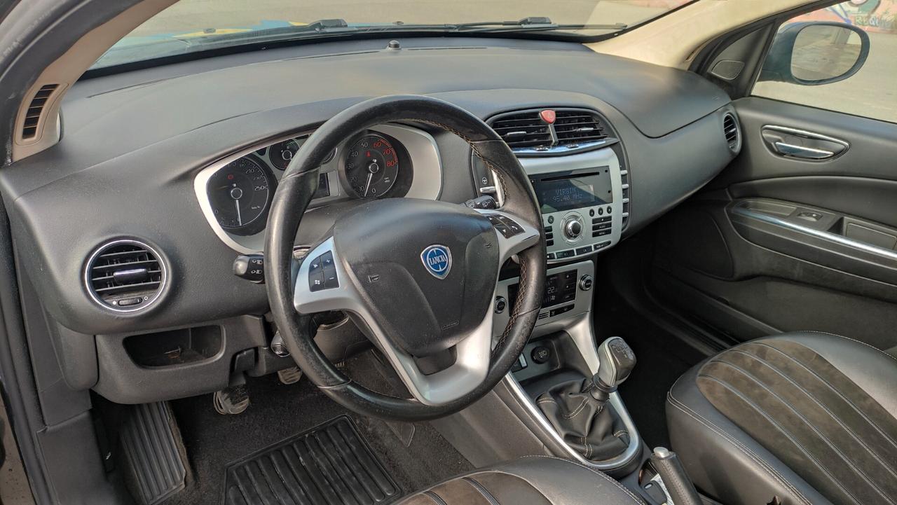 Lancia Delta 1.4 T-Jet Gold Ecochic GPL NEOPATENTATI - 2012