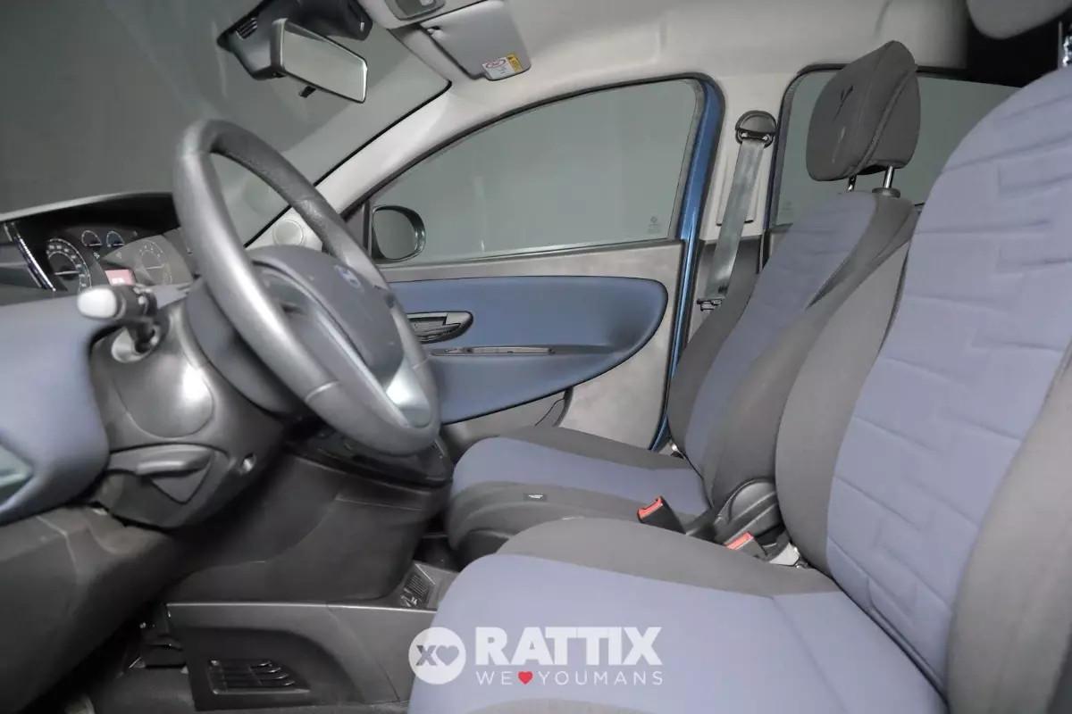 Lancia Ypsilon 1.0 Firefly Hybrid 70CV Gold Plus