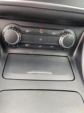 Mercedes-benz GLA 220 CDI Automatic Sport camera pelle AMG CRUISE MULTIFUNZIONE XENON