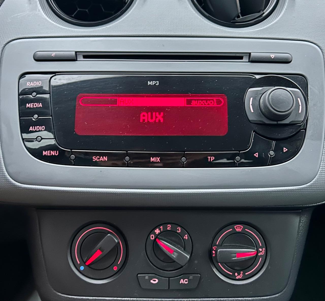 Seat Ibiza TDI CR 5 porte Style Neopatentati 2012