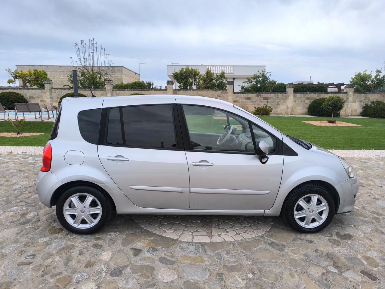 Renault Modus Grand 1.6 16V Dynamique perfetta full optional