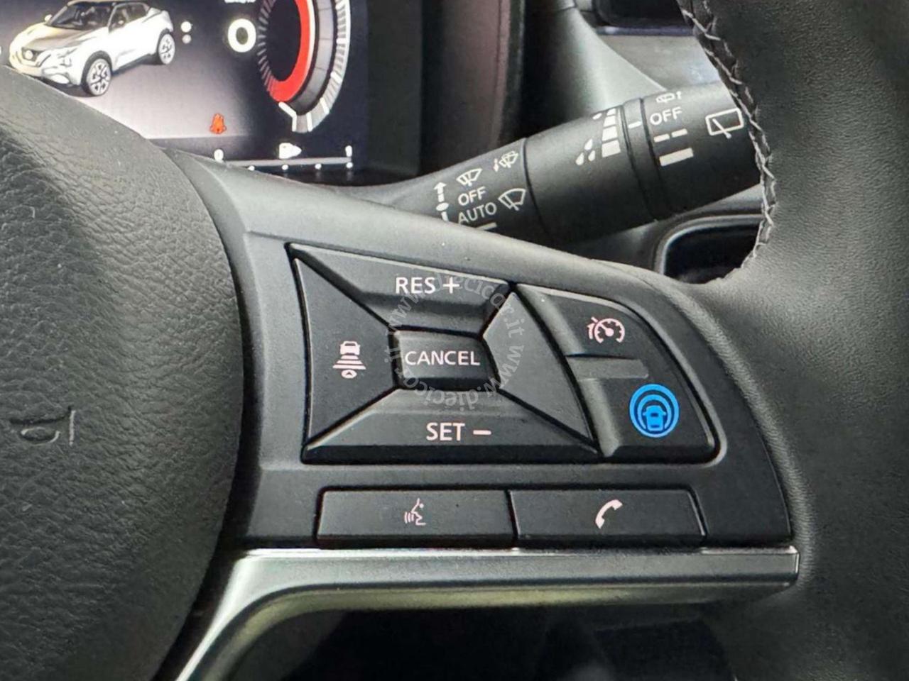 Nissan Juke 1.0 DIG-T N-CONNECTA DCT IVA ESP VARI COLORI 2WD