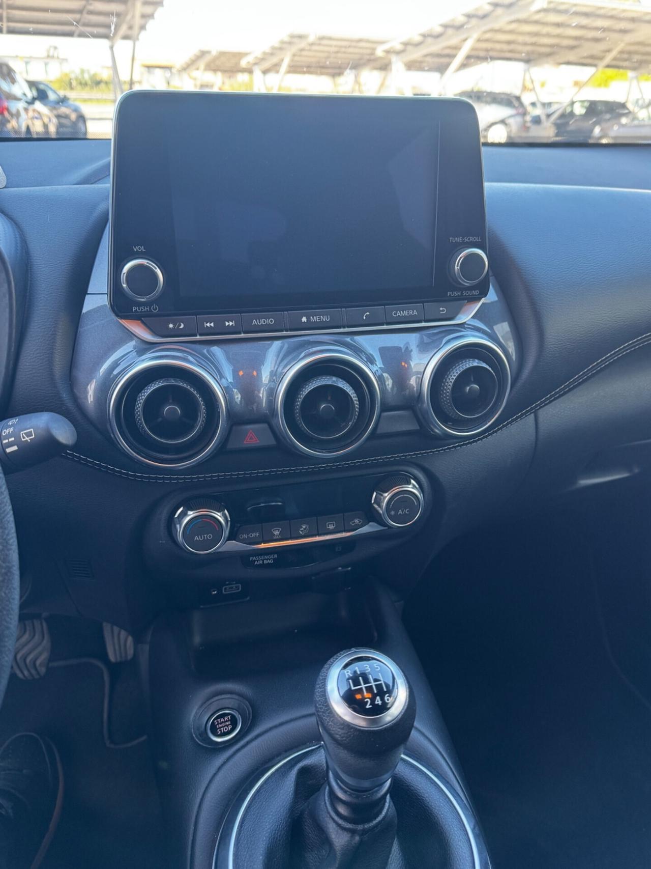 Nissan Juke 1.0 DIG-T 114 CV DCT N-Connecta