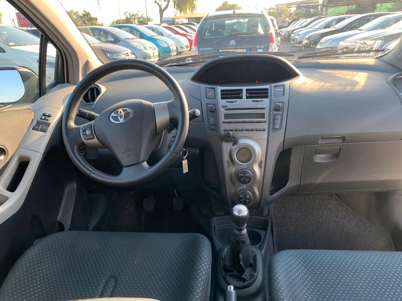 Toyota Yaris 1.3 5 porte M-MT Sol