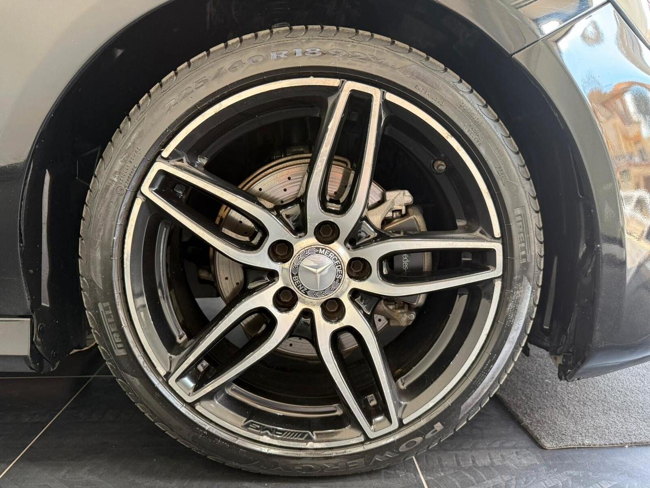 Mercedes-benz A 200 d 200d AMG Premium FULL LED