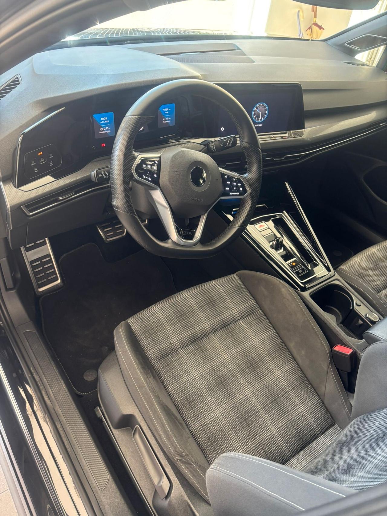 Volkswagen Golf 2.0 TDI GTD DSG