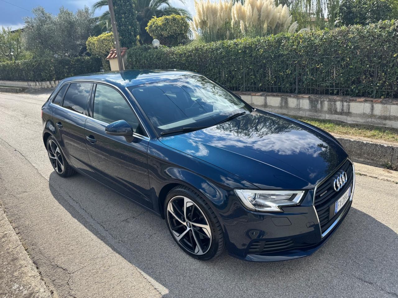 Audi A3 SPB 40 TDI quattro S tronic Sport