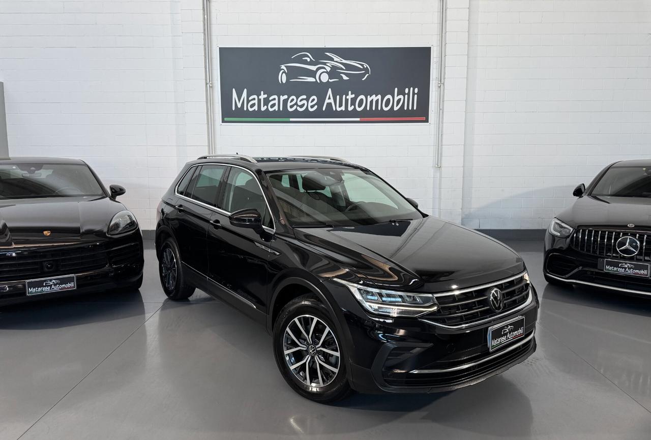 Volkswagen Tiguan TDI DSG 2.0cc 150cv Auto CarPlay Finanziabile