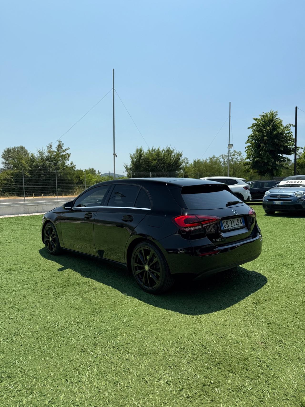 Mercedes-benz A 180 A 180 d Automatic Sport