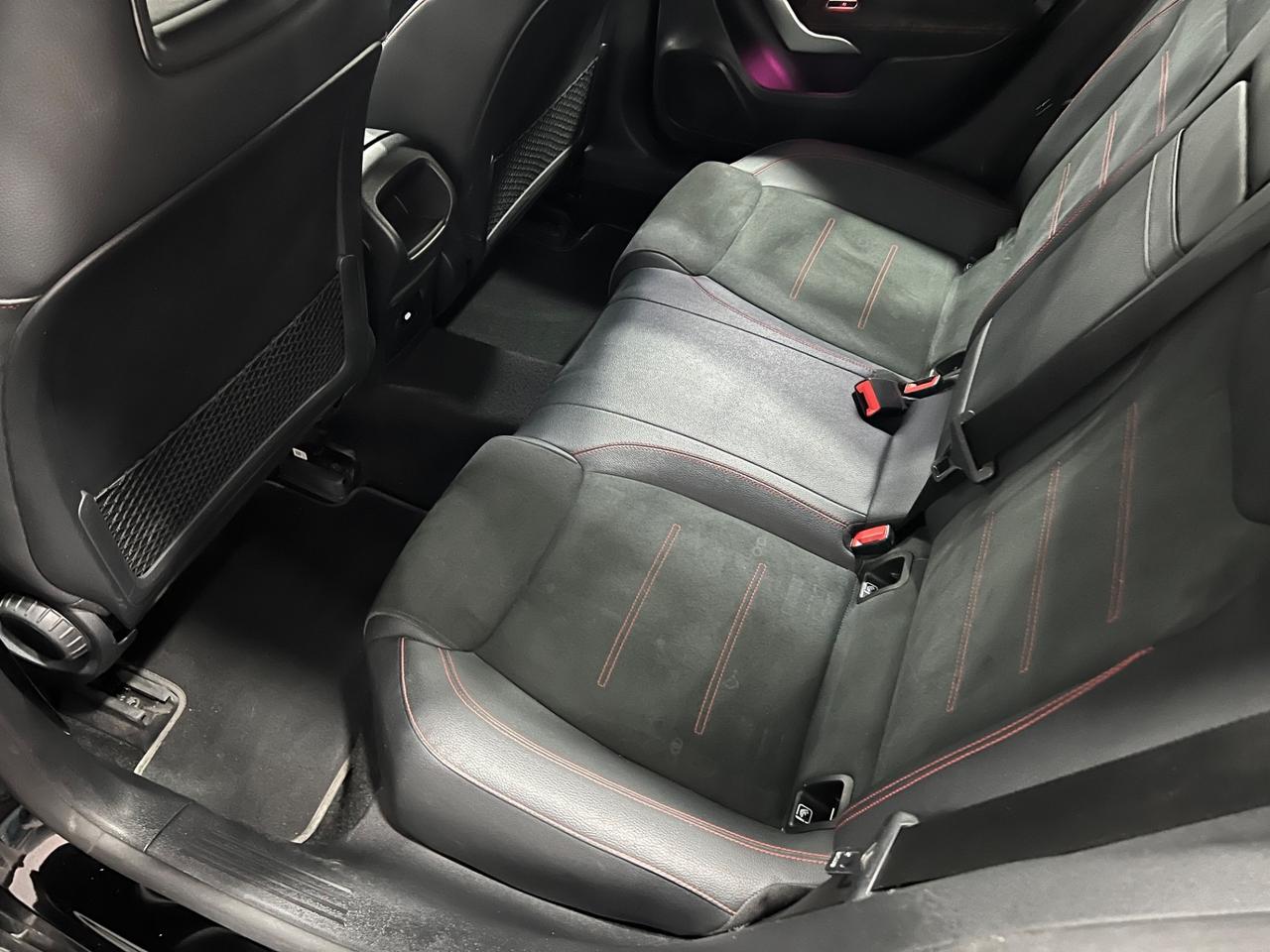 Mercedes Benz A180d AMG Line Premium 116 cv