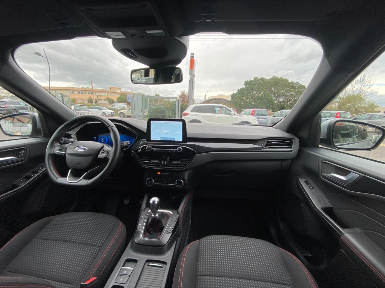 Ford Kuga 1.5 ecoblue ST-Line 2wd 120cv Autocarro