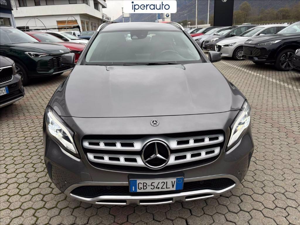 MERCEDES GLA 220 Sport 4matic auto del 2019