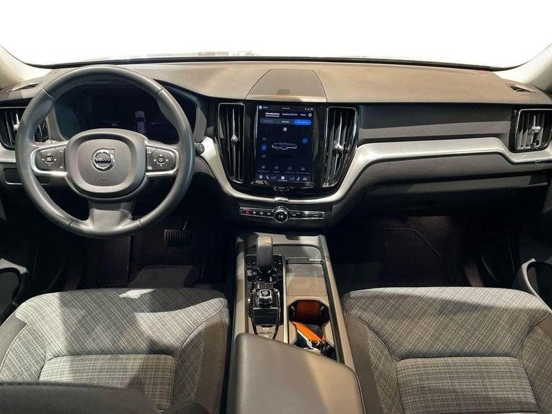 Volvo XC60 2.0 b4 Core auto