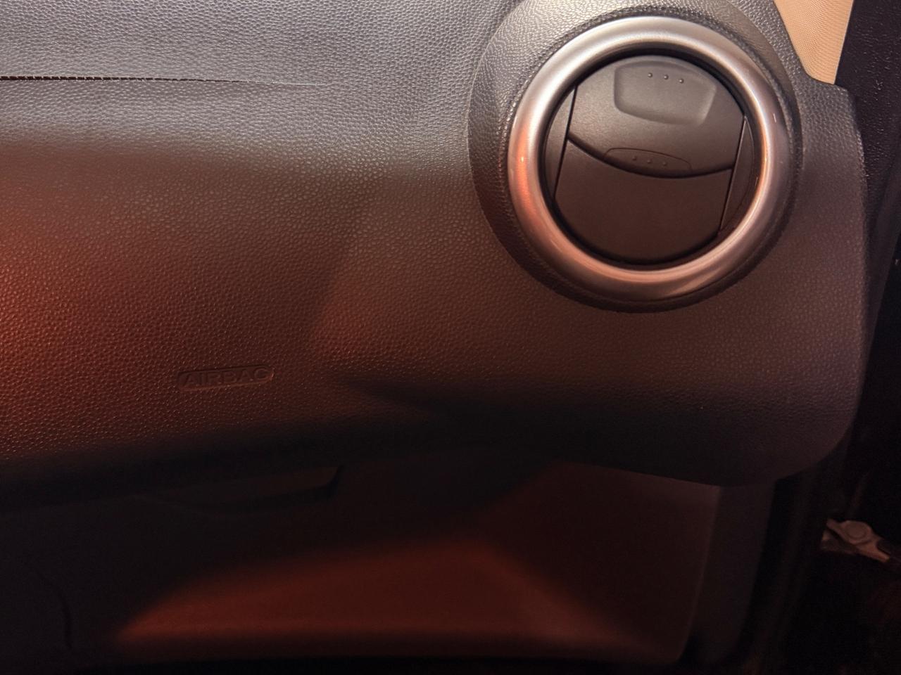 STUPENDA FORD KA CON SOLI 43.580 KM