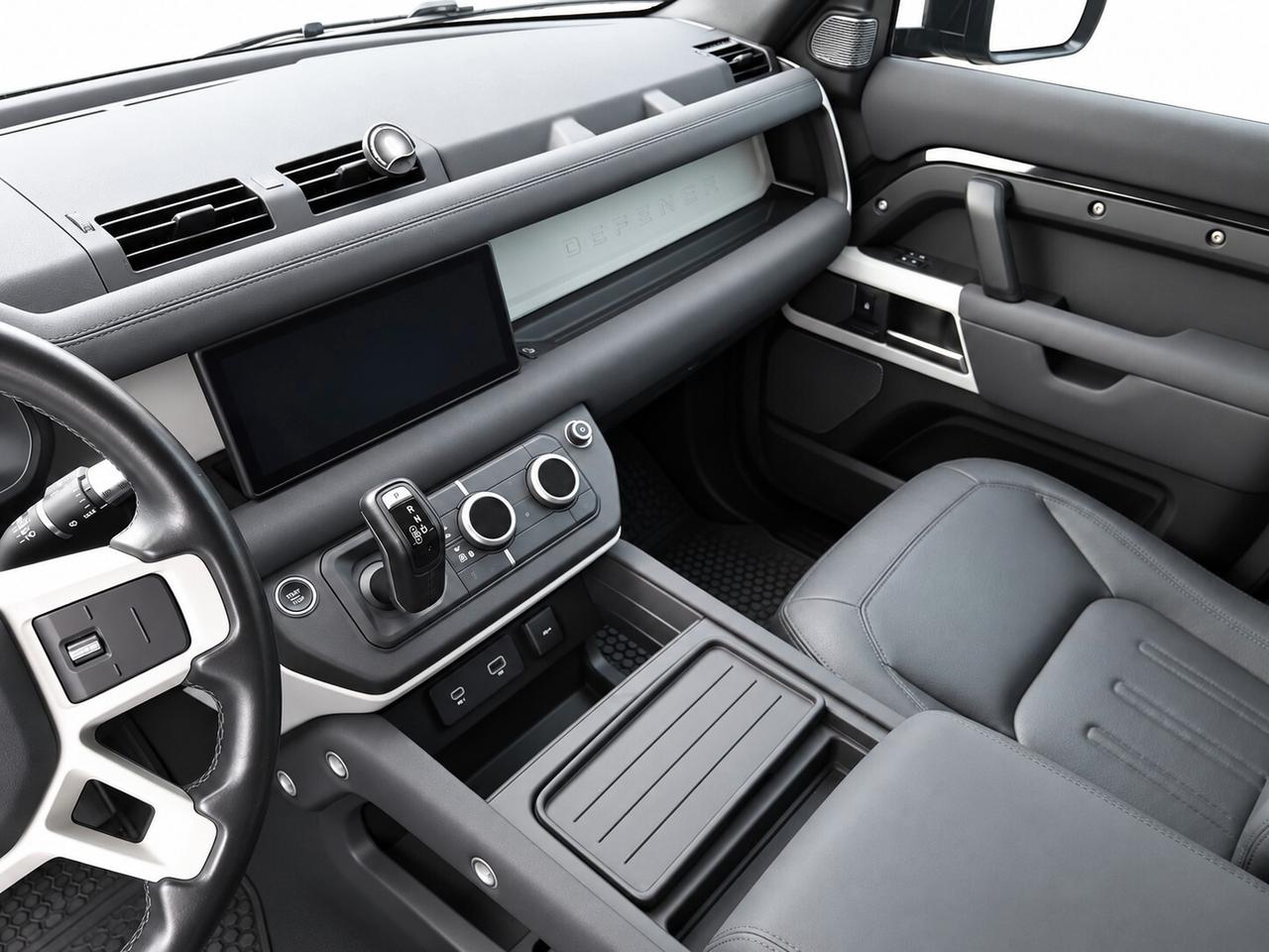 Land Rover Defender 110 3.0D I6 200 CV AWD Auto SE