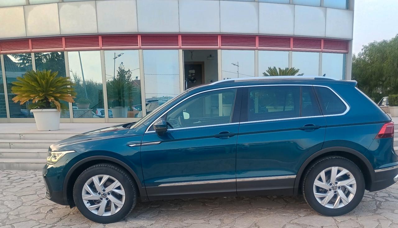 Volkswagen Tiguan 2.0 TDI 150 CV SCR DSG 4MOTION Elegance