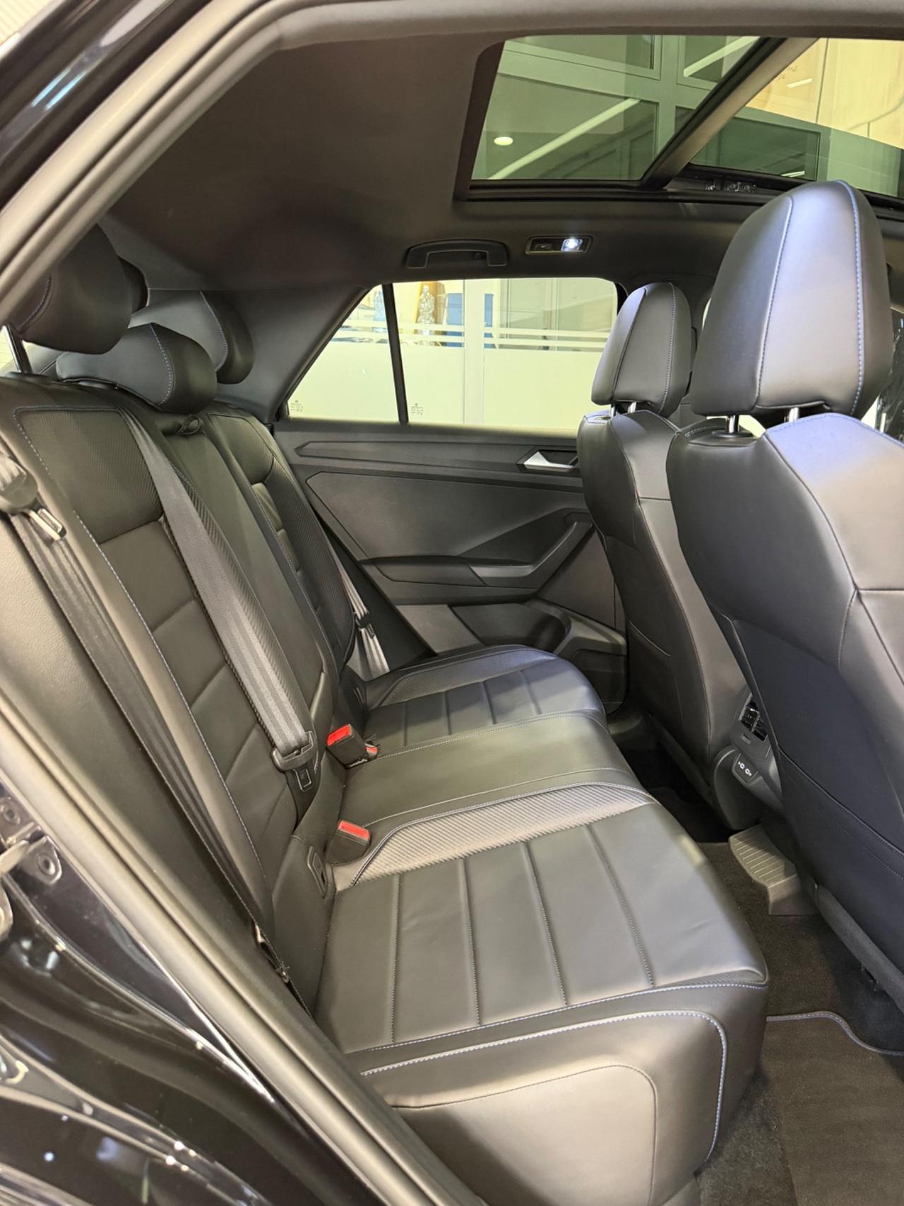 Volkswagen T-Roc R 2.0 TSI DSG 4MOTION BlueMotion Technology