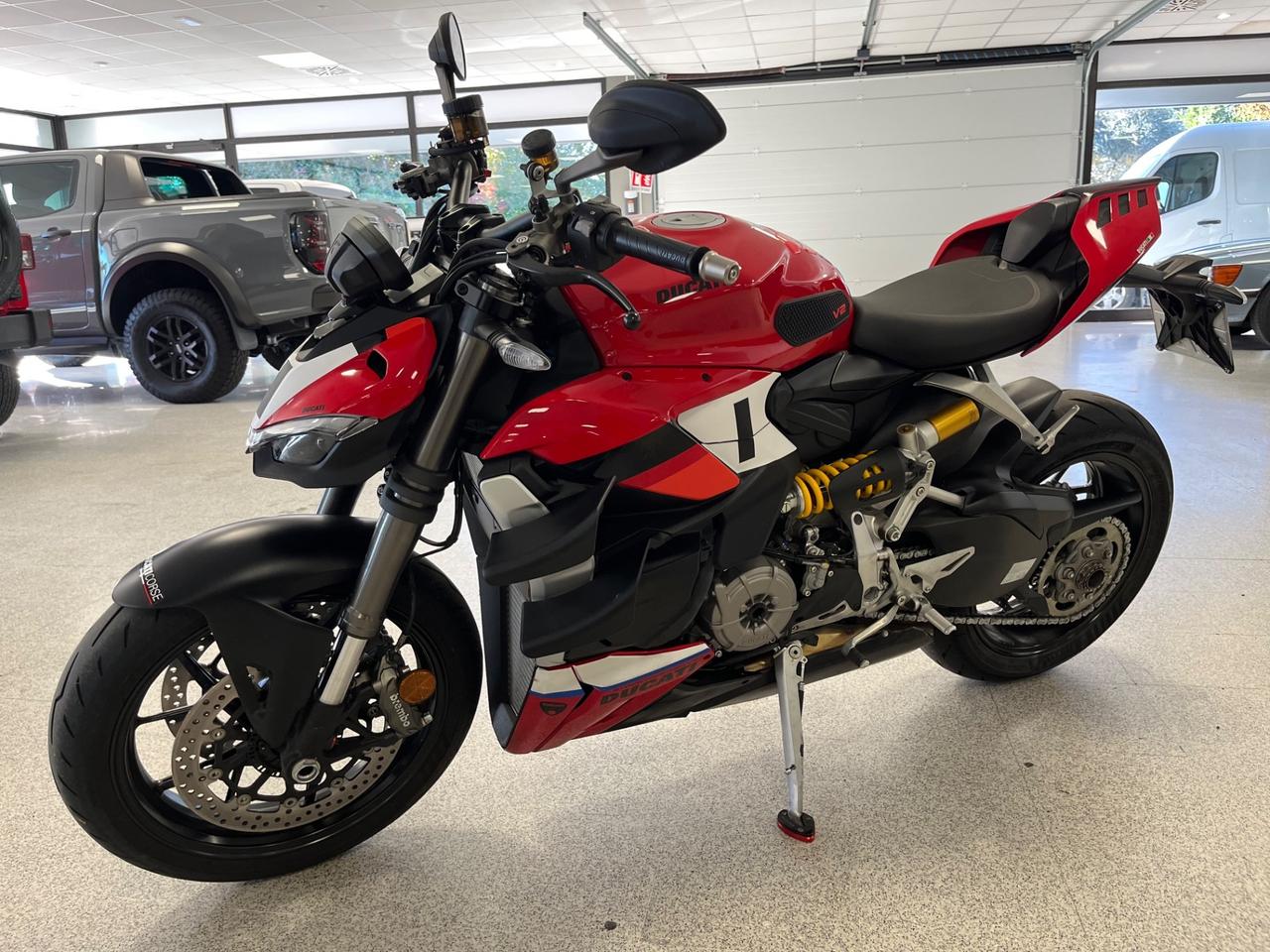 Ducati Streetfighter V2 Desmo