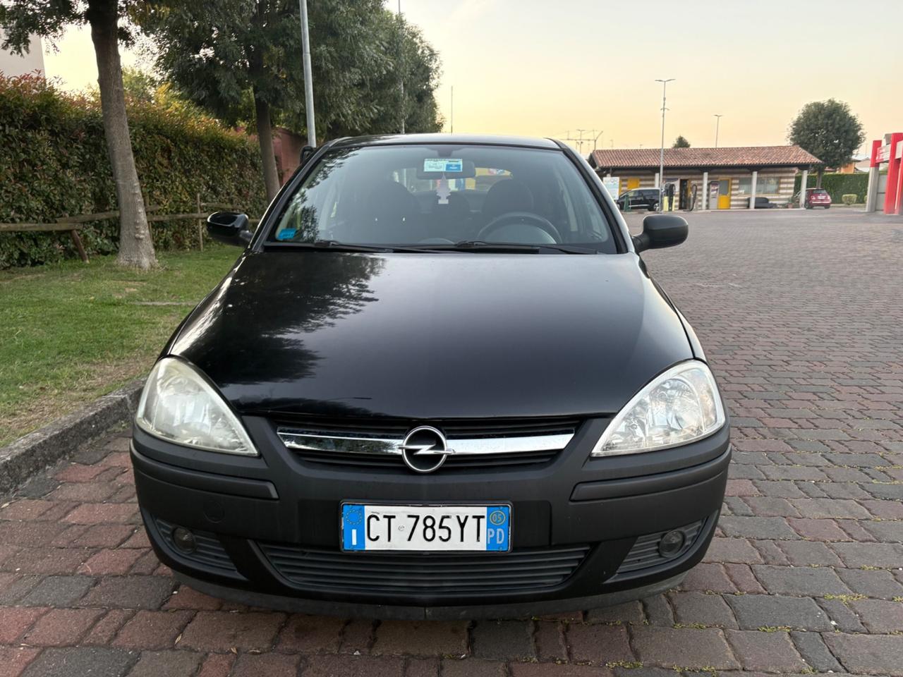 Opel Corsa 1.2i 16V cat 5 porte Cosmo