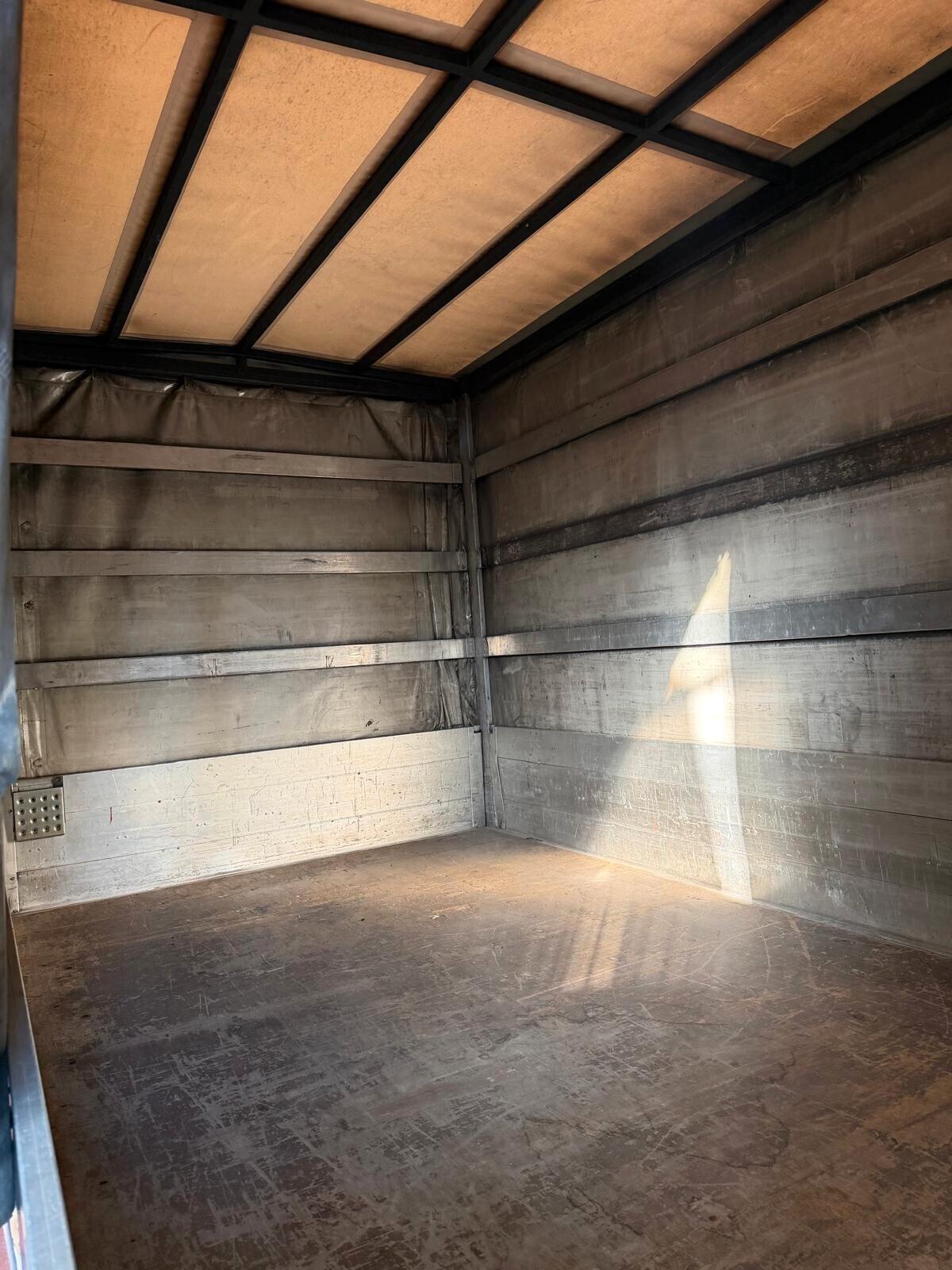 Renault Mascott 2800