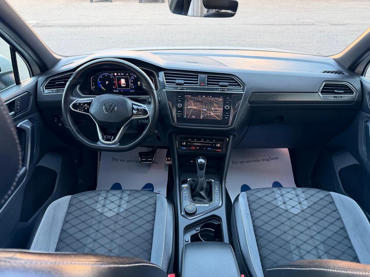 Volkswagen Tiguan 2.0 TDI 200 CV SCR DSG 4MOTION R-Line TETTO APRIBILE E GANCIO TRAINO