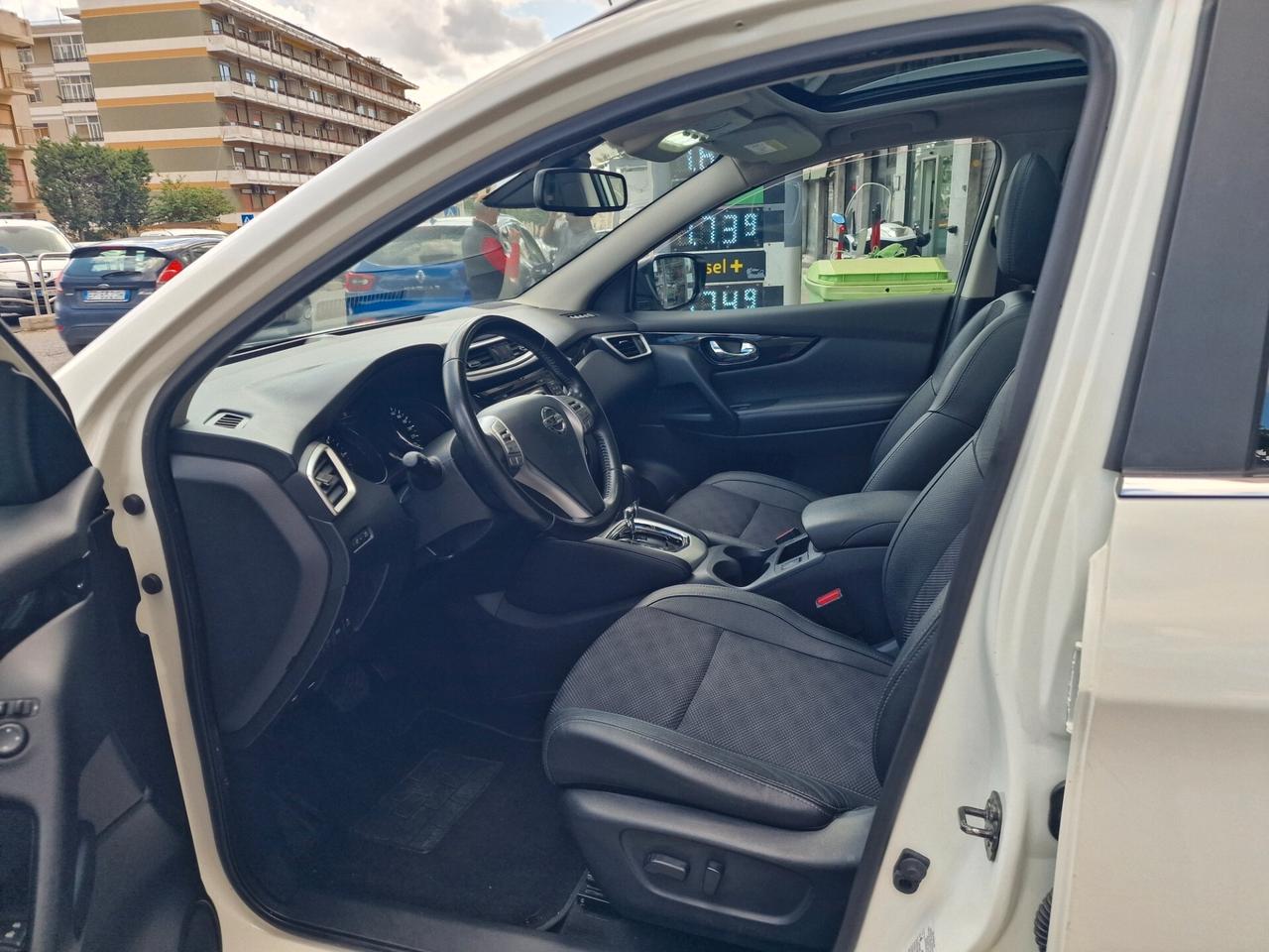 Nissan Qashqai 1.6 dCi 2WD Tekna AUTOMATICA Tetto Panoramico