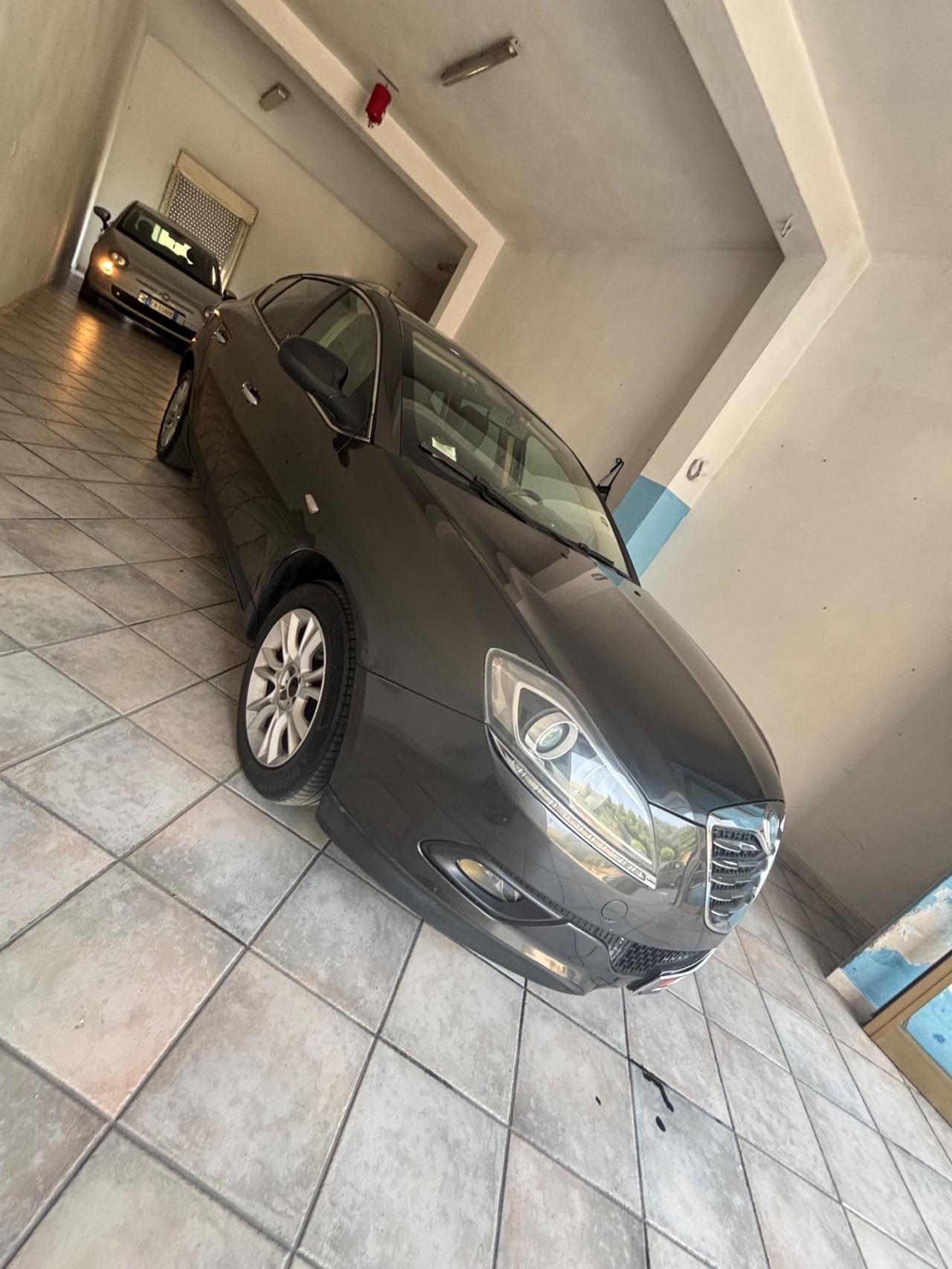 Lancia Delta 1.6 MJT DPF Selectronic Platinum